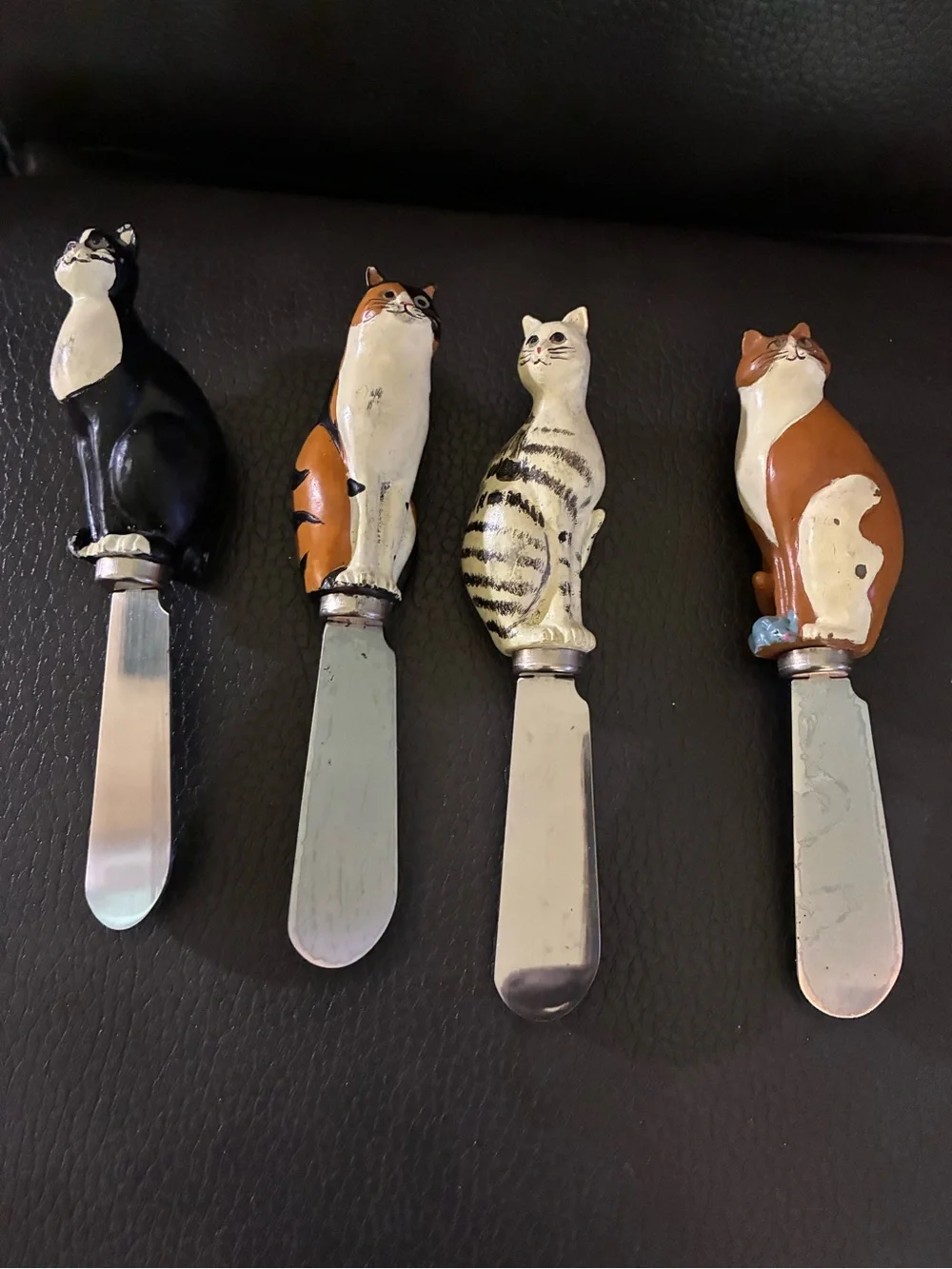 Set of 4 Assorted Boston Warehouse Stainless Steel Cat Designs Cheese Spreaders